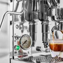 Cargar imagen en el visor de la galería, Cafetera Espresso Rocket Mozzafiato V

